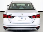 2020 Altima Thumbnail 11