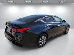 2025 Altima Thumbnail 25