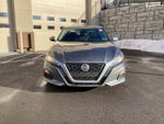 2020 Altima Thumbnail 2