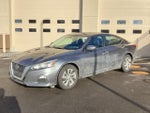 2020 Altima Thumbnail 3