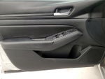 2021 Altima Thumbnail 12