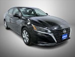 2023 Altima Thumbnail 3
