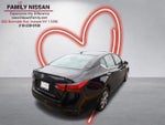 2025 Altima Thumbnail 3