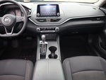 2025 Altima Thumbnail 9