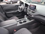 2025 Altima Thumbnail 16
