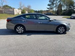 2022 Altima Thumbnail 7