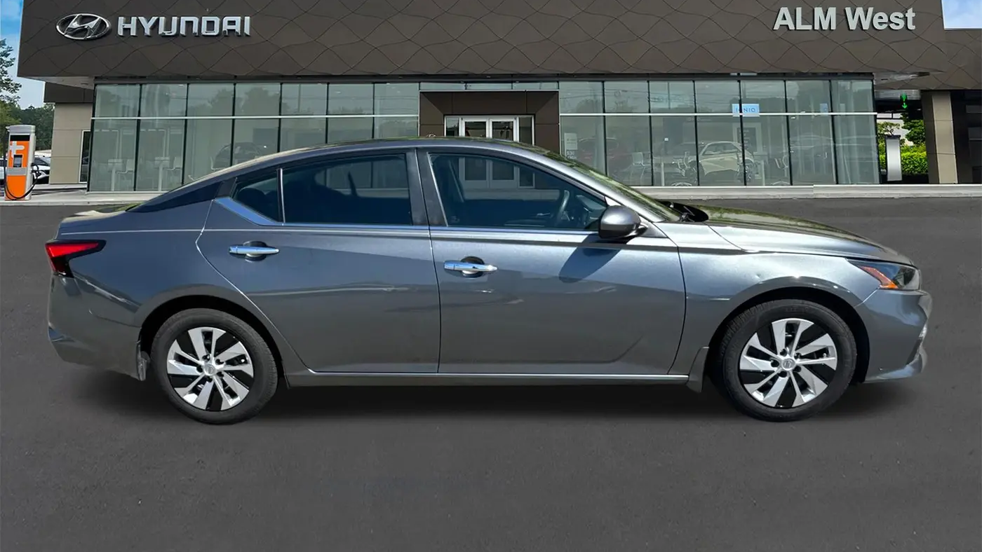 2022 Nissan Altima 2.5 S