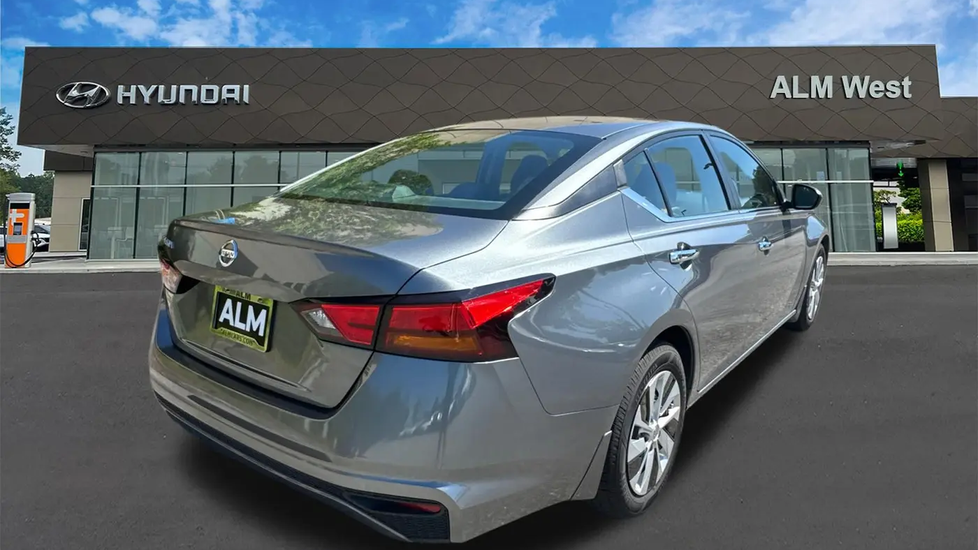 2022 Nissan Altima 2.5 S
