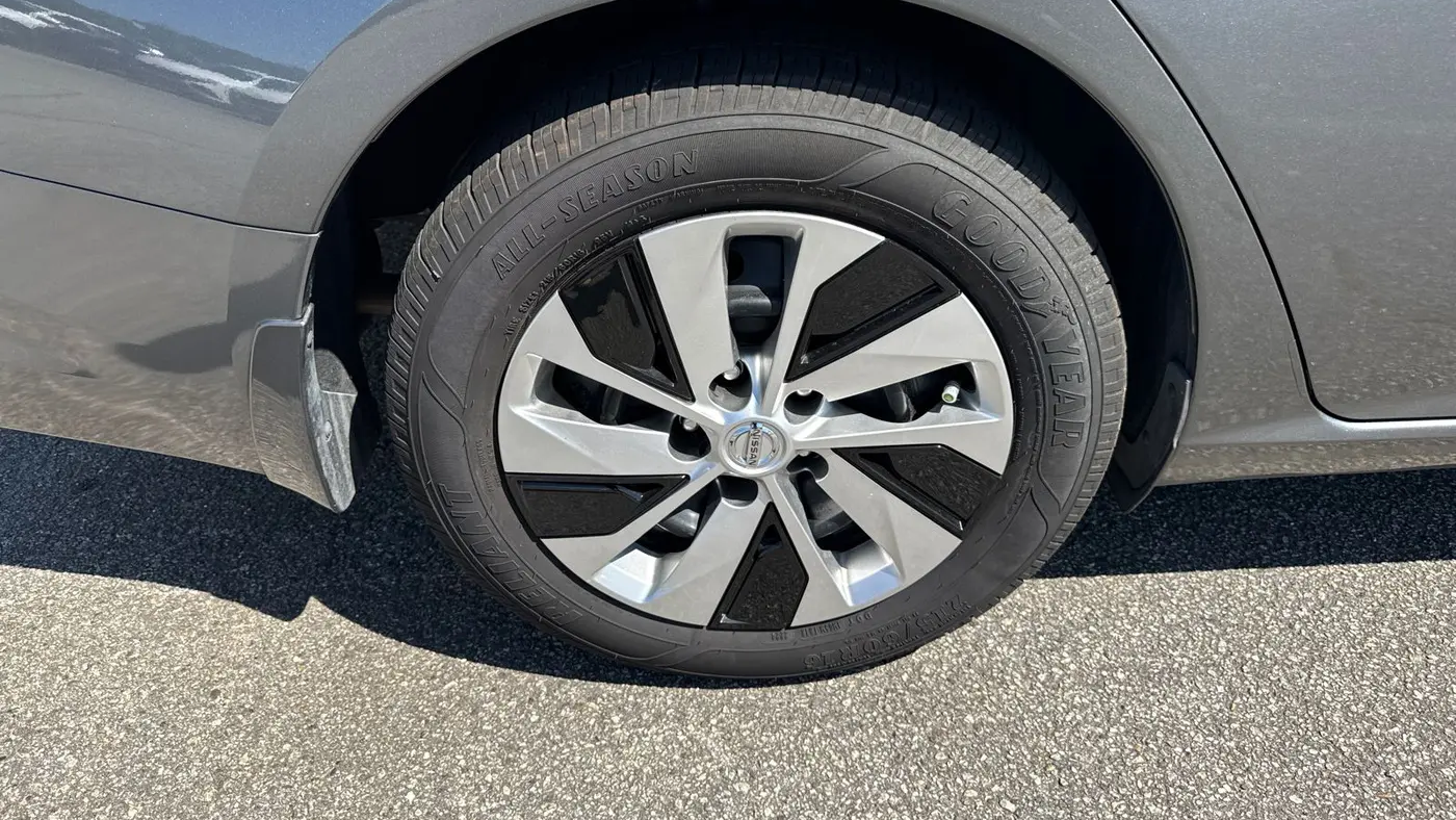 2022 Nissan Altima 2.5 S