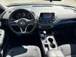 2022 Altima Thumbnail 22