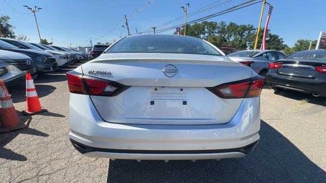 2024 Nissan Altima - $13,587