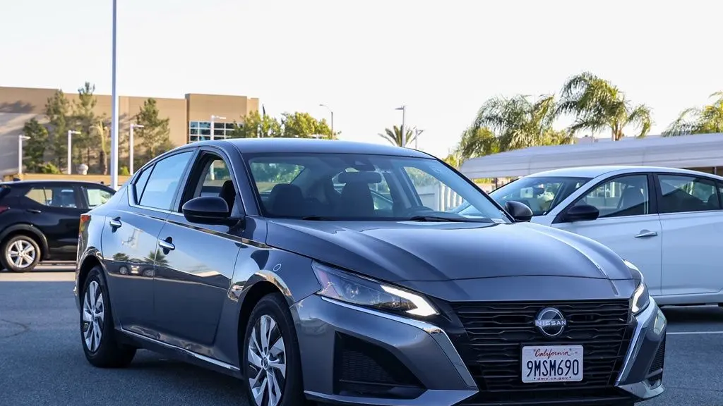 2024 Nissan Altima 2.5 S