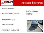 2024 Altima Thumbnail 2