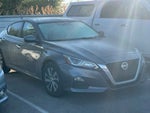 2019 Altima Thumbnail 2