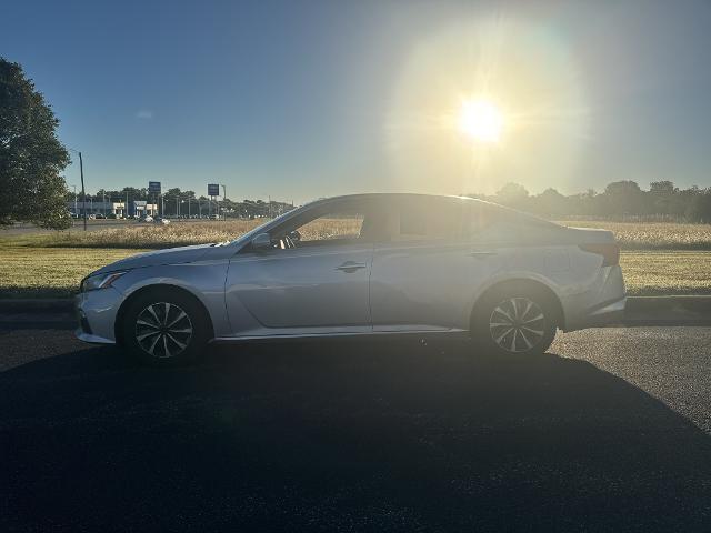 2019 Nissan Altima - $7,850