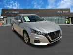 2019 Altima Thumbnail 3
