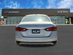 2019 Altima Thumbnail 6
