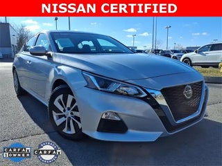 2020 Nissan Altima with Brilliant Silver Metallic Exterior