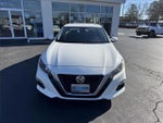 2022 Altima Thumbnail 9