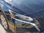 2024 Altima Thumbnail 2