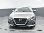 2019 Altima Thumbnail 16