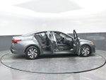 2019 Altima Thumbnail 19