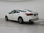 2021 Altima Thumbnail 2