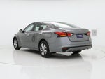 2023 Altima Thumbnail 2