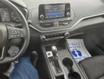2023 Altima Thumbnail 8