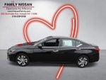 2025 Altima Thumbnail 6