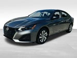 2025 Altima Thumbnail 26