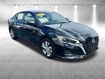 2025 Altima Thumbnail 3