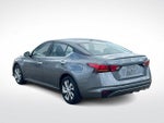2020 Altima Thumbnail 6