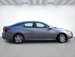 2020 Altima Thumbnail 3