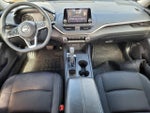 2020 Altima Thumbnail 17