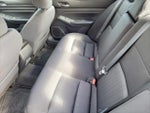 2020 Altima Thumbnail 19