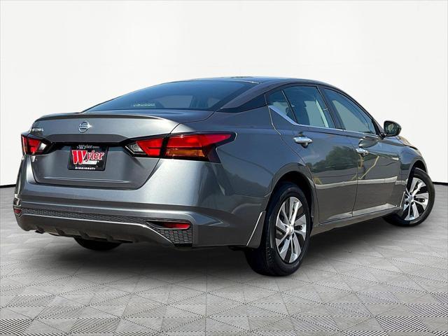 2022 Nissan Altima - $16,235