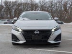 2023 Altima Thumbnail 2