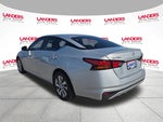 2023 Altima Thumbnail 5