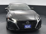2025 Altima Thumbnail 3