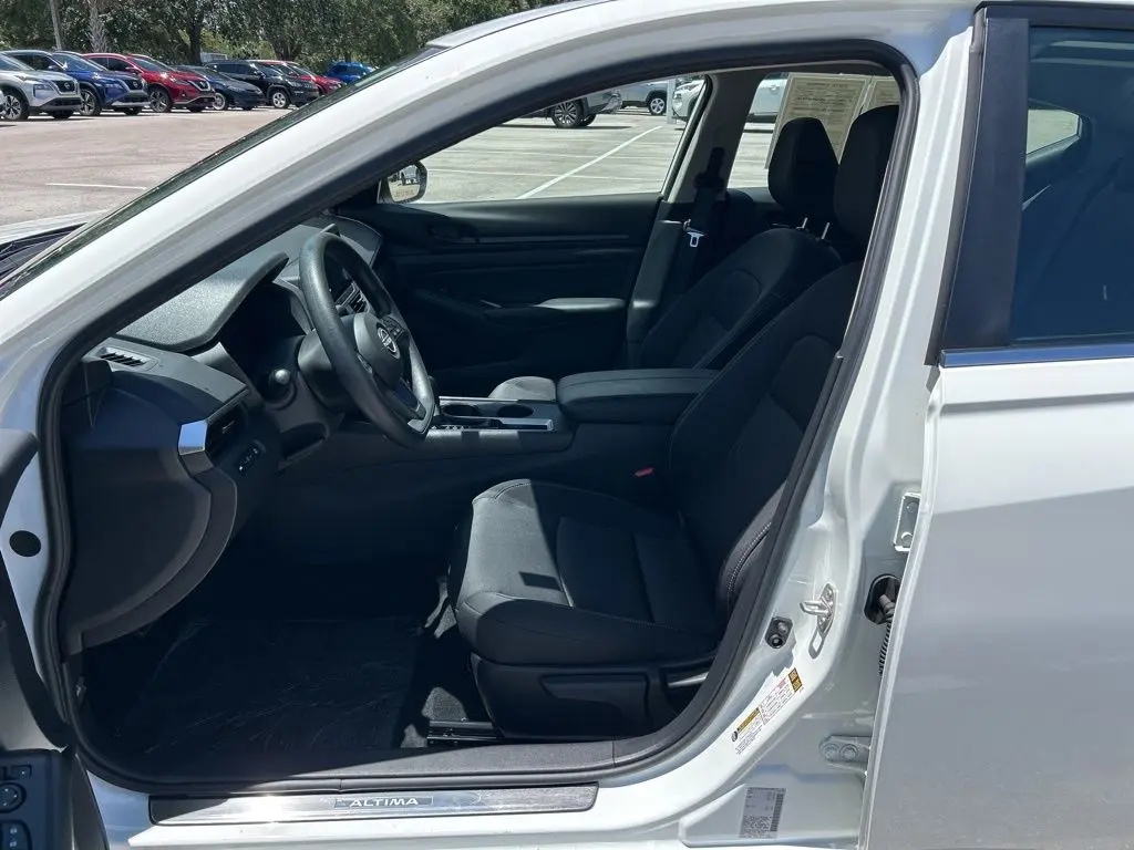 2025 Nissan Altima - $22,148