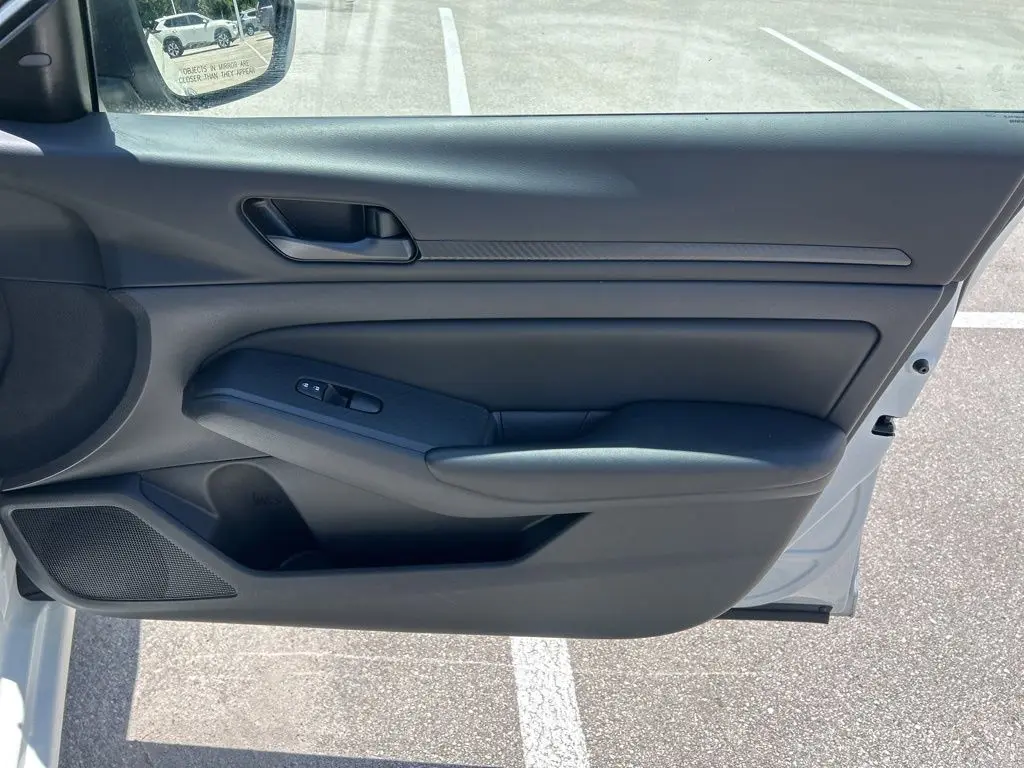 2025 Nissan Altima - $22,148