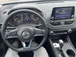 2020 Altima Thumbnail 12