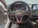 2020 Altima Thumbnail 16