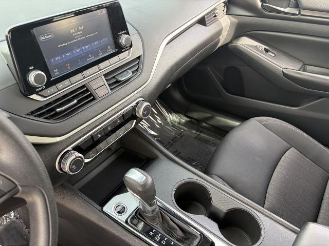 2023 Nissan Altima - $15,821
