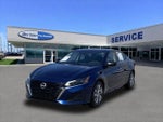 2024 Altima Thumbnail 3