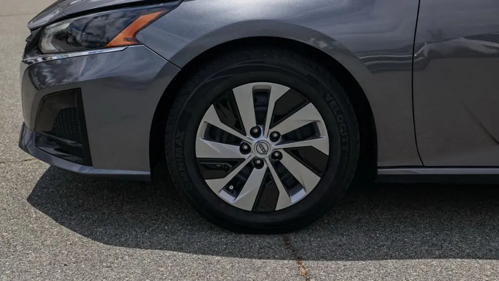 2024 Nissan Altima 2.5 S