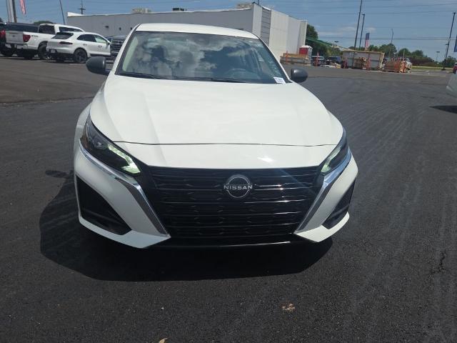 2025 Nissan Altima 2.5 S — photo 1 of 12