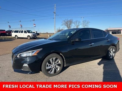 Photo of a 2019 Nissan Altima 2.5 S 4DR Sedan for sale