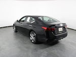 2021 Altima Thumbnail 3